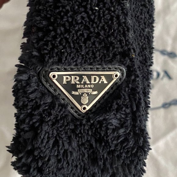 AUTHENTIC PRADA RE EDITION 2000 TERRY MINI BAG - Picture 8 of 8